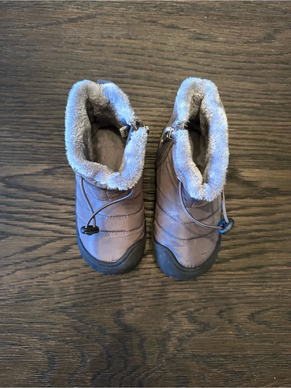 Kids Water-Resistant Snow Boots in Gray with Fleece Lining